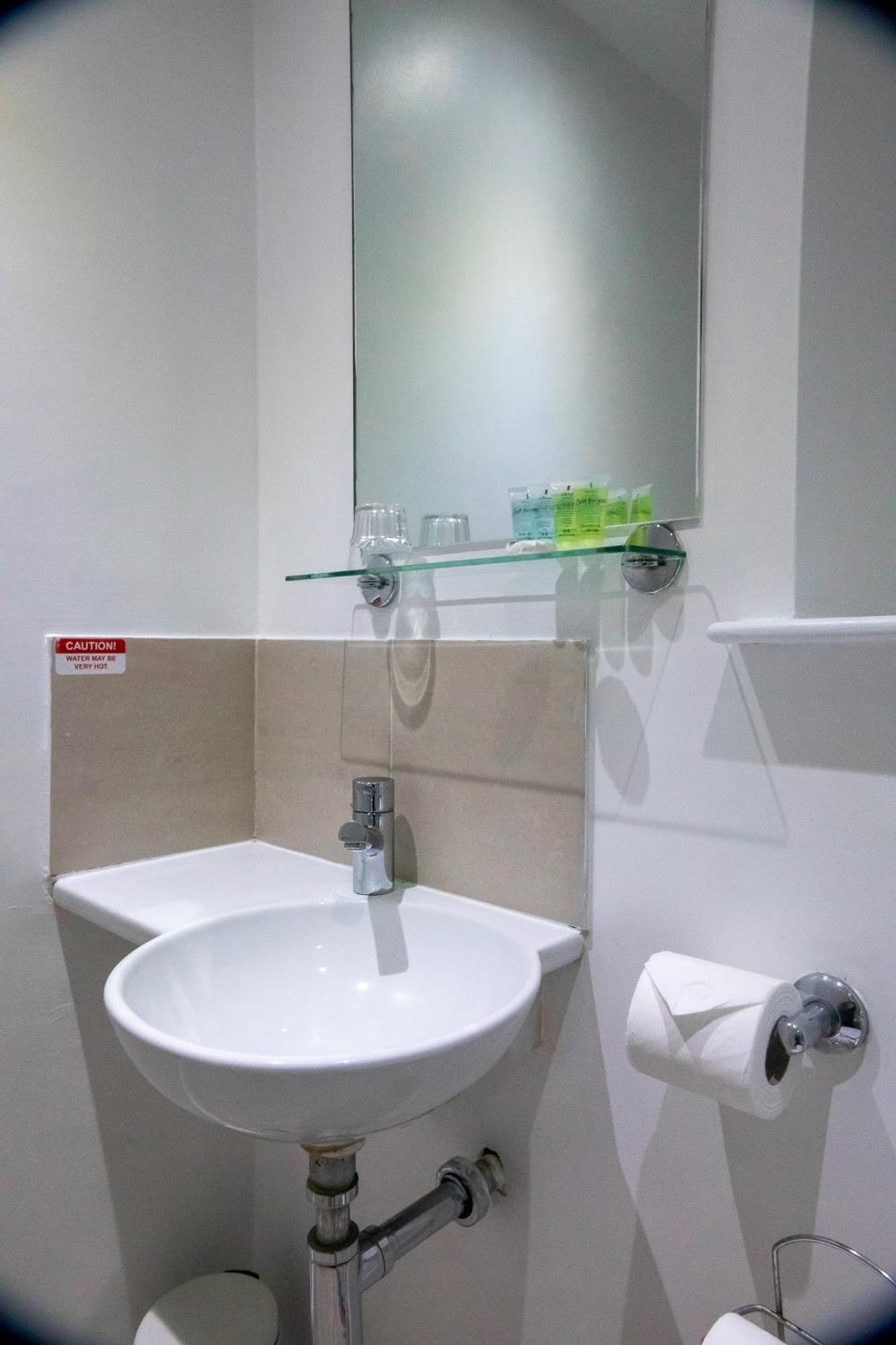 The Hare And Hounds Bed & Breakfast Fulbeck Bagian luar foto